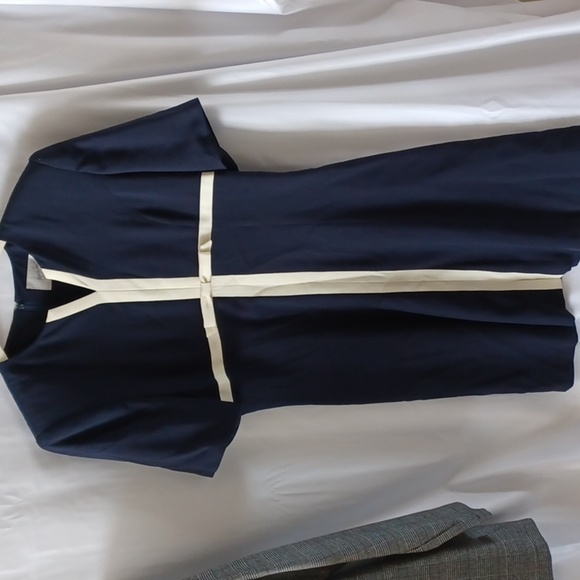 Vintage Jacqueline Ferrar Sheath Dress. Navy with Cream trim, lined - Picture 1 of 8